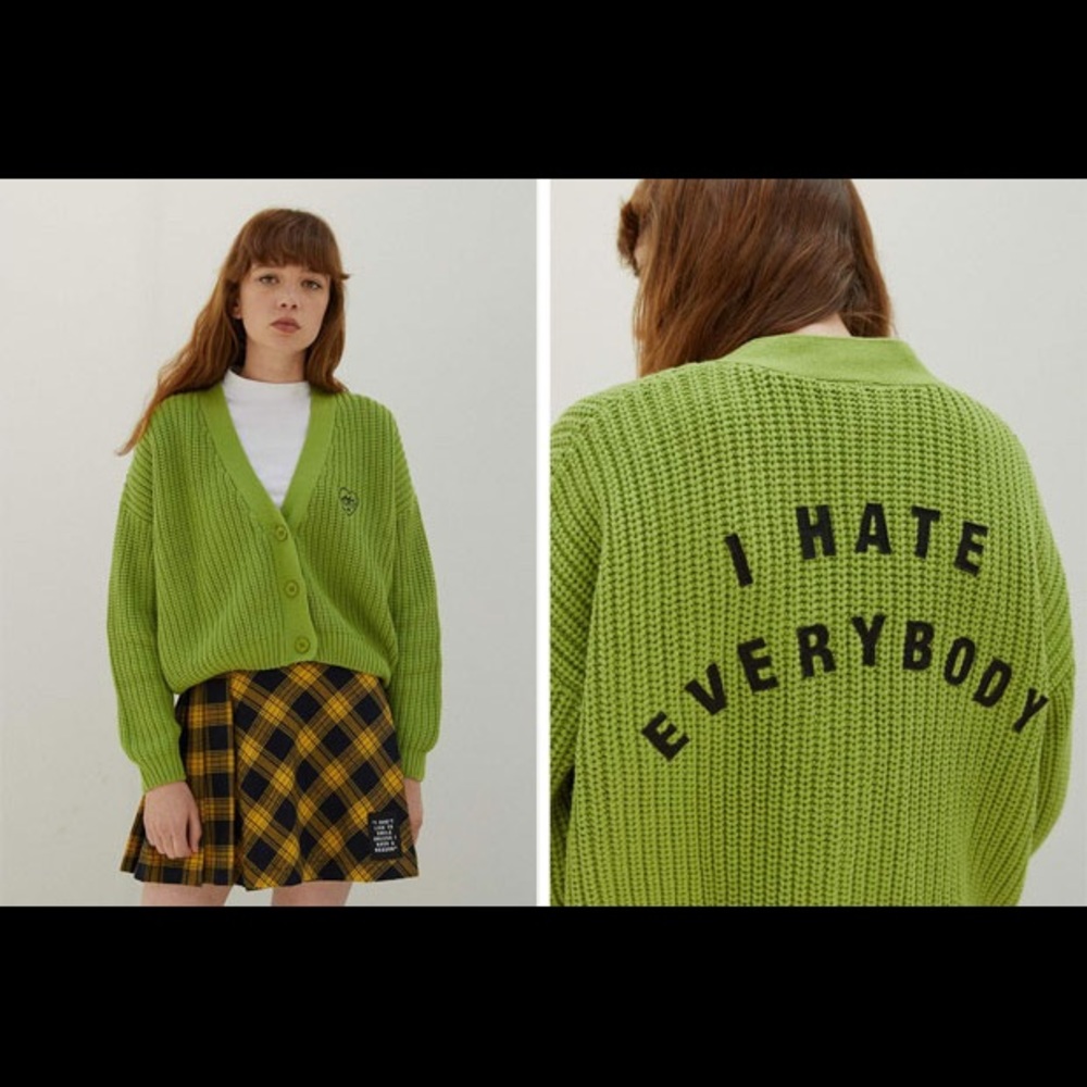 ISO (DO NOT BUY) any Daria Lazy Oaf size XS, S, M